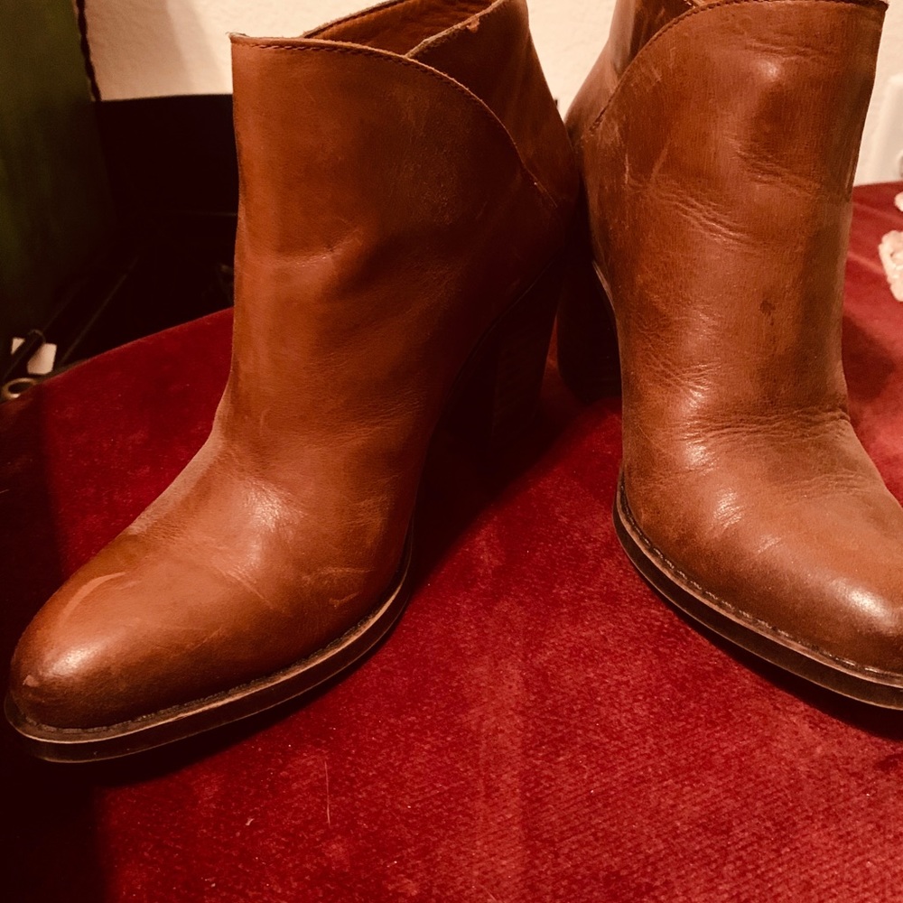 Leather Lucky Brans Ankle Boots